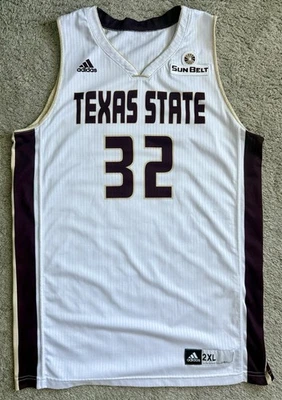 Camiseta deportiva de baloncesto blanca para hombre Adidas emitida por el juego TEXAS STATE BOBCATS talla 2XL #32 Foto 1 de 4