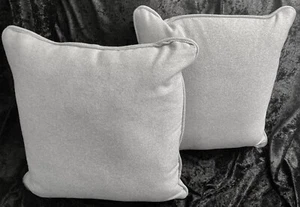 Decorative Custom Hand Made Throw Pillows Gray (2) - Bild 1 von 4