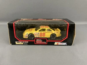 Racing Champions 1992 Bobby Hamilton #68 Country Time Olds 1/24 Diecast NIB - Picture 1 of 9