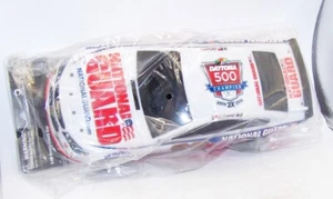 1:18 ACTION ARC 2014 #88 NATIONAL GUARD DAYTONA 500 WIN DALE EARNHARDT JR NIP - Picture 1 of 6