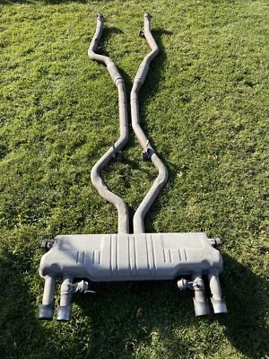 💠OEM 2011-2014 BMW E71 X6M V8 TUBO DE ESCAPE SILENCIADOR TUBO DE ESCAPE TRASERO *LEER Foto 1 de 4