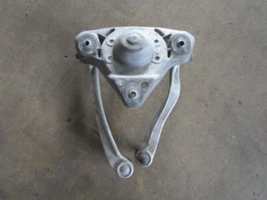 Querlenker vorne links Audi A4 S4 B5 VW Passat 3BG Aufnahme Federbein 8D0412383E - Bild 1 von 3