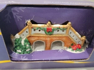 Walmart 2004 Holiday Time Tradition Vintage Christmas Bridge, 🎄 Village - Picture 1 of 6