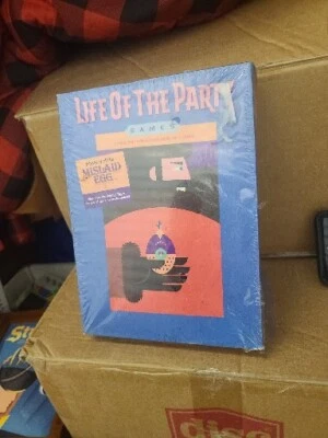 De colección 1987 Nos Vida de la Fiesta Misterio Asesinato en el Paraíso Cena Fiesta Juego MB Foto 1 de 2