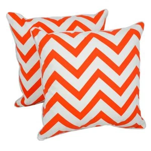 Blazing Needles 18-inch Corded Throw Pillows with Inserts (Set of 2) - Picture 1 of 1