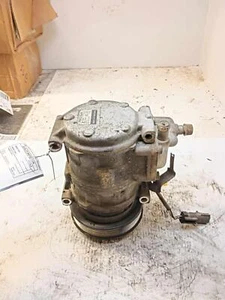 A/c Air Compressor JEEP GRAND CHEROKEE 93 94 95 96 97 - Picture 1 of 3