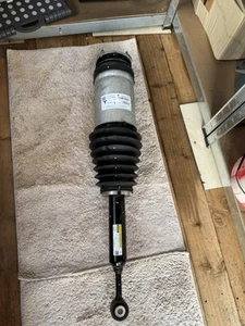 TESLA MODEL X Rear Right Air Shock Absorber 1027461-00-G 568kw 2017 25775771 - Picture 1 of 5
