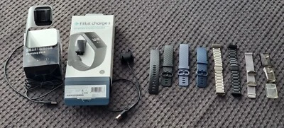Fitbit Charge 3 Fitnesstracker - Schwarz - DEFEKT + viel Zubehör für Charge 3/4 - Bild 1 von 4