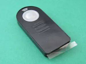 Remote Control ML-L3 Wireless Infrared For NIKON D3400 D3300 D3200 D3000 D80 D70 - Picture 1 of 5