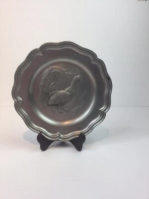 Plato de peltre en relieve vintage, logotipo estampado de ángel casa de campo, boho, country chic Foto 1 de 4