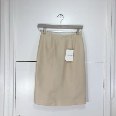 Falda lápiz Valentino beige claro 100 % seda forrada ajuste regular talla UK 8 para mujer” Foto 1 de 4