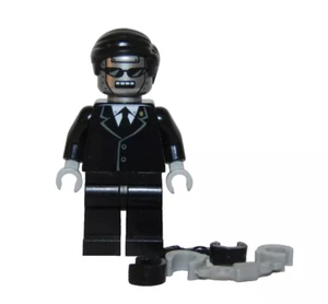 Lego Body Guard Executron Robot  Suit Black Hair - Lego Movie Mini figure - C2 - Picture 1 of 4