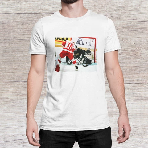 Steve Yzerman Detroit Red Wings Ed Belfour Dallas Stars Printed T Shirt NWOT Cover