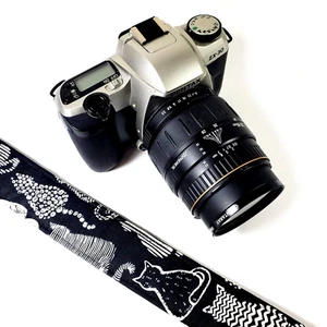 Cats on Black Camera Strap-Kitten Camera Strap -Double Padded Comfortable Camera - Picture 1 of 8