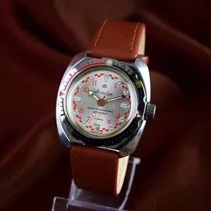 Vintage WristwatchVOSTOK AMPHIBIAN AUTOMATIC Soviet Men's Watch Military Style - Picture 1 of 13