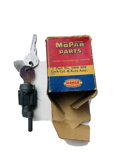 Door Lock with 2 Keys 1957-1959 Dodge Chrysler Desoto - Picture 1 of 8