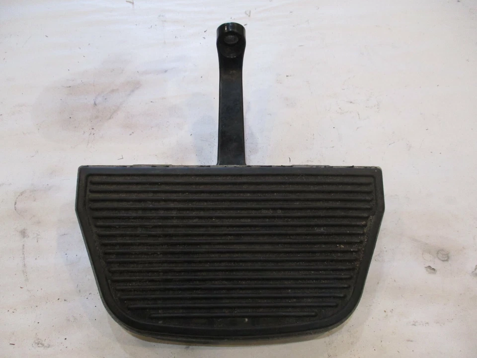 Passenger flootboard, right  2012 Harley Davidson Road Glide Foto 1 de 4