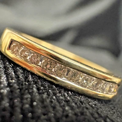 14K YELLOW GOLD - CHANNEL SET DIAMOND (.18Ct) WEDDING BAND RING / SIZE7.25 - Image 1 of 4