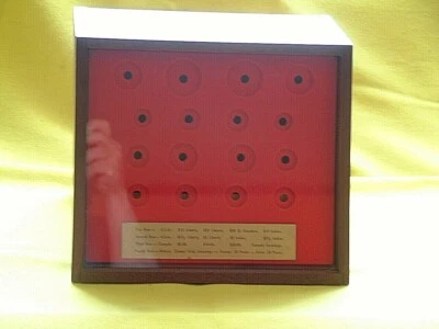 HERMOSA VITRINA VINTAGE DE MADERA DE ORO DE EE. UU. Y EXTRANJEROS CON CAJÓN DE BLOQUEO Foto 1 de 4