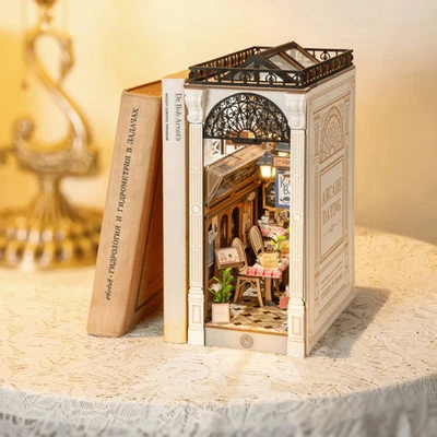 Arcade Dating | Book Nook - Robotime | 148 Teile - Bild 1 von 4