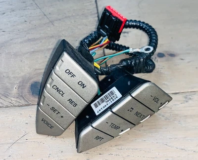 2003-2006 LINCOLN NAVIGATOR AVIATOR STEERING WHEEL CONTROLS CRUISE MEDIA VOICE - Image 1 of 2