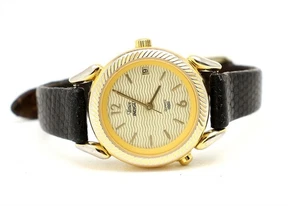 TIMEX Indiglo goldfarbene Edelstahl Damenuhr C3 braucht Batterie - Bild 1 von 5