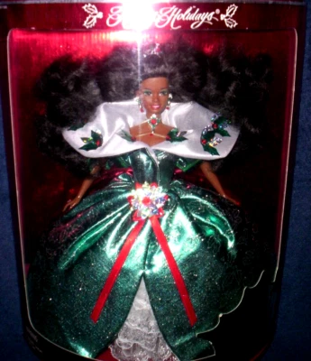MATTEL ~ СПЕЦИАЛЬНЫЙ ВЫПУСК ~ 1995 ~ БАРБИ A/A В ИЗУМРУДНО-ЗЕЛЕНЫЙ ПЛАТЬЕ/БЕЛОЕ КРУЖЕВО-NRFB НОВЫЙ - Изображение 1 из 3