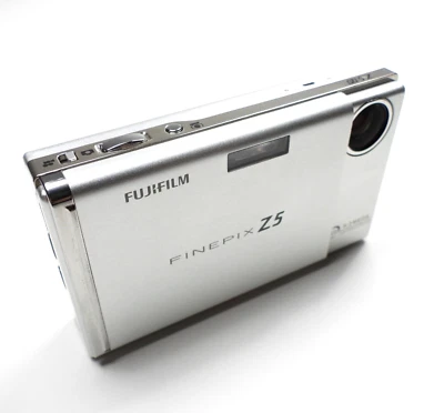 📸 FUJIFILM - Finepix Z5 fd in silber * Mini Digital Kamera Camera Fotoaparat🔝 - Bild 1 von 4