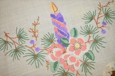 TRIO OF ADVENT CANDLES! VINTAGE GERMAN WOOL BLEND CHRISTMAS RUNNER + STAR DOILY - Image 1 of 4