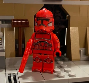 Lego Star Wars - Red Prototype Clone Trooper Minifigure - Brand New - GCC - Picture 1 of 1