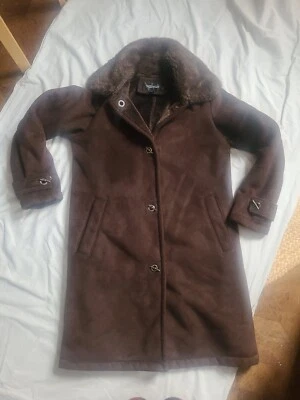 ROPA EXTERIOR DONNYBROOK Choque Marrón Imitación Piel de Oveja 3/4 Abrigo 40" Usado En muy buen estado Foto 1 de 4