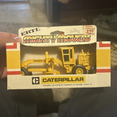 Caterpillar Motor Grader - Image 1 of 2