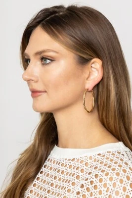 Pendiente aro Do Everything in Love oro 14K/oro blanco metal cierre Omega 5 cm Foto 1 de 4