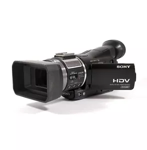 Sony HVR-A1E HDV Camcorder MiniDV High Def Professional Low Hrs sehr guter Zustand! - Bild 1 von 15