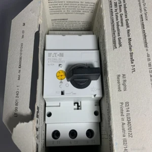 New Original EATON  Motor Protector  PKZM4-32 - Picture 1 of 1