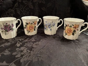 Set of 4 Royal Grafton Fine Porcelain Bone China Floral Pattern Tea Cups - Picture 1 of 6