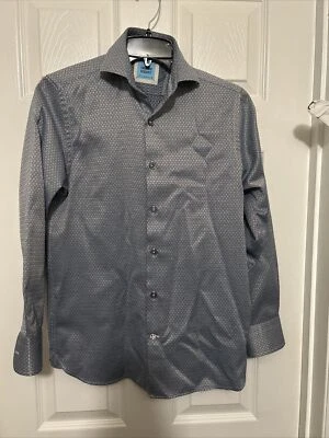 Great Brand, button down Young Adult dress shirts great fit ! Sale Foto 1 de 4