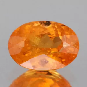 Video_1.22cts_Nigeria_Granato Spessartite Naturale_Tonalità Arancio Fantastico_Taglio Ovale_GM518 - Foto 1 di 2
