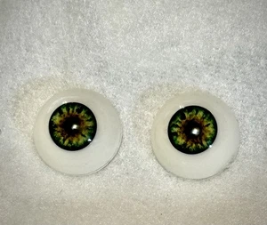 20 mm ~ Pabol grüne halbrunde Acryl-Puppenaugen ~ SCHNELLER VERSAND - Bild 1 von 3