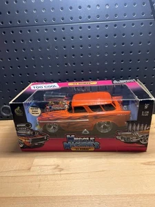 Muscle Machines 1:18 '55 Nomad Naranja con Llamas Diecast Nuevo En Caja - Imagen 1 de 4
