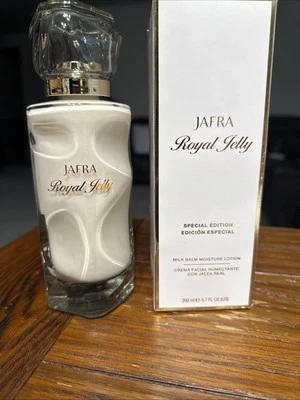 JAFRA ROYAL JELLY MILK BALM MOISTURE LOTION 6.7 OZ  NEW IN BOX limited Edition - Image 1 of 4
