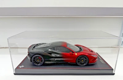 MODELOS MR 1/18 Ferrari F8 Tributo Rojo a Negro Desvanecido Edición Limitada 3 de 3 Estuche Sellado Foto 1 de 4