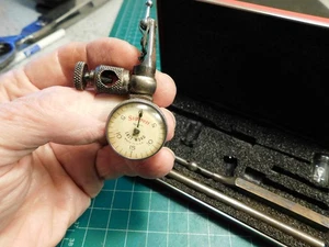 LS Starrett No.711 Última Palabra Dial Indicador de Prueba Universal .001" Estuche Original - Imagen 1 de 21