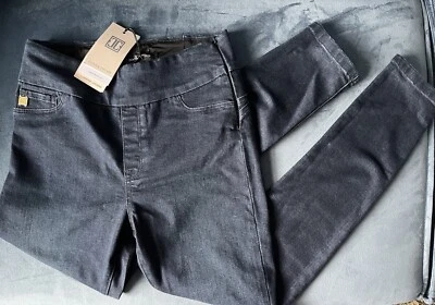 NUEVO CON ETIQUETAS IVANKA TRUMP Legging Adelgazante Cintura Alta Ajustado Tobillo Jeans Talla 4 $79 Foto 1 de 4