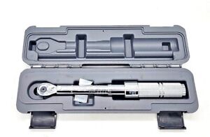 J6062C Proto 1/4" Drive Ratcheting Head Micrometer Torque Wrench 40-200 IN LB