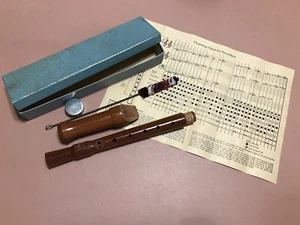 Vintage ALPINE 1974 Wood Recorder Original Box Chart Cleaning Brush Germany - Picture 1 of 12