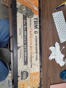 OUTIL DE COMPRESSION TBM 6 AVEC BEAUCOUP DE MATRICES MADE IN USA - Photo 1/10