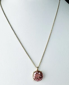 "Collar colgante facetado rosa Liz Claiborne tono dorado 16"" + extensor de 3""" - Imagen 1 de 4