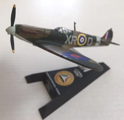 Matchbox Collectibles 1/72 Mo1a Spitfire Lt Col William Dunn *NEEDS REPAIR* - Image 1 of 4