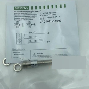New In Box SIEMENS 3RG4011-3AB00 Proximity Switch Sensor fast shiip - Picture 1 of 2